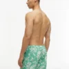 Bañador con estampado tropical de 18 cm Bañador con estampado tropical de 18 cm