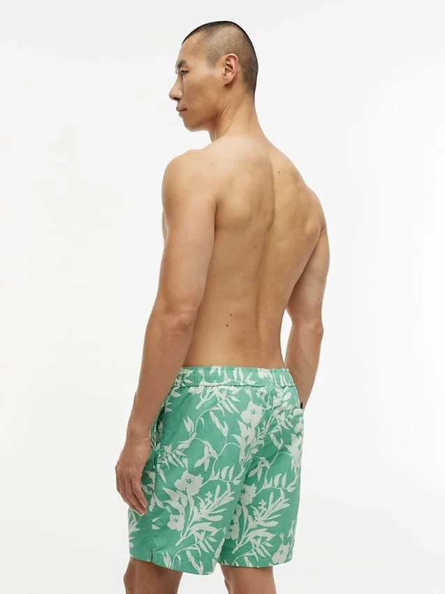 Bañador con estampado tropical de 18 cm Bañador con estampado tropical de 18 cm