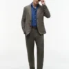 Blazer informal de lino teñido en prenda Blazer informal de lino teñido en prenda