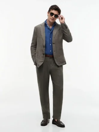 Blazer informal de lino teñido en prenda
