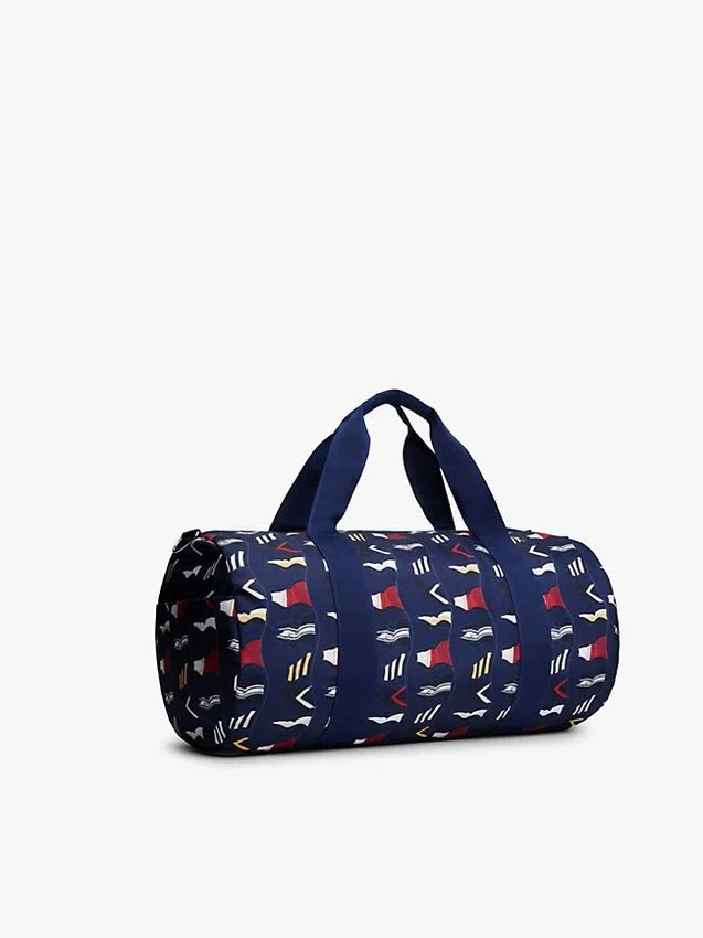 Bolsa de viaje con estampado de banderas náuticas Bolsa de viaje con estampado de banderas náuticas