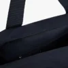 Bolsa de viaje con logotipo de rayas y bandera