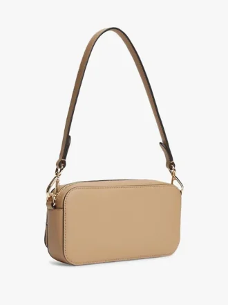 Bolso bandolera con logotipo monograma