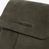 Bolso bandolera con solapa de ante Bolso bandolera con solapa de ante