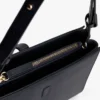 Bolso de hombro con monograma pulido Bolso de hombro con monograma pulido