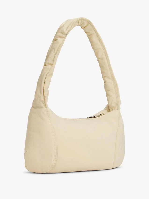 Bolso de hombro fruncido de Tommy Jeans Bolso de hombro fruncido de Tommy Jeans