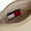 Bolso de hombro fruncido de Tommy Jeans Bolso de hombro fruncido de Tommy Jeans