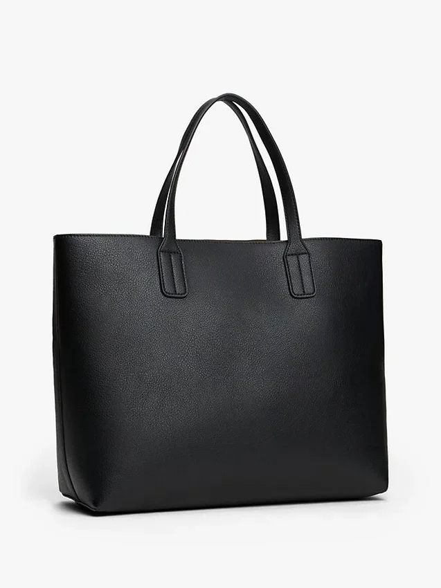 Bolso satchel con logotipo monograma Bolso satchel con logotipo monograma