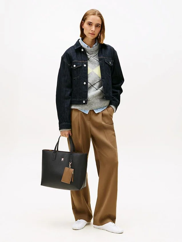 Bolso satchel con logotipo monograma Bolso satchel con logotipo monograma