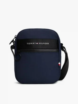 Bolso tipo reporterito con el logotipo de Tommy