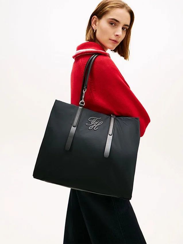 Bolso tote con monograma en letra cursiva repelente al agua Bolso tote con monograma en letra cursiva repelente al agua