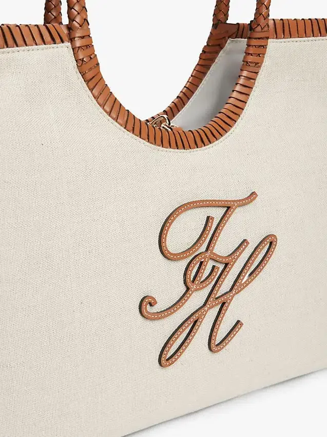 Bolso tote maxi de lino con monograma Bolso tote maxi de lino con monograma