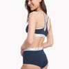 Bralette con el logotipo de Tommy Bralette con el logotipo de Tommy