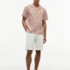 Camisa camp de corte regular con estampado solar
