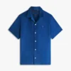 Camisa camp de corte regular en mezcla de lino Camisa camp de corte regular en mezcla de lino