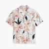 Camisa camp de lino con estampado floral y corte regular Camisa camp de lino con estampado floral y corte regular