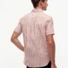 Camisa de algodón y lino a rayas de corte regular