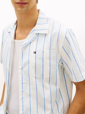 Camisa de campamento a rayas de corte regular