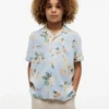 Camisa de campamento con estampado floral para niño