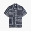Camisa de campamento con patchwork de bandana y corte clásico