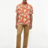 Camisa de campamento de corte regular con estampado floral en mezcla de lino