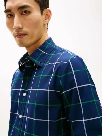 Camisa de corte regular con estampado de cuadros de ventana