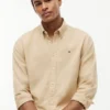 Camisa de corte regular en mezcla de lino