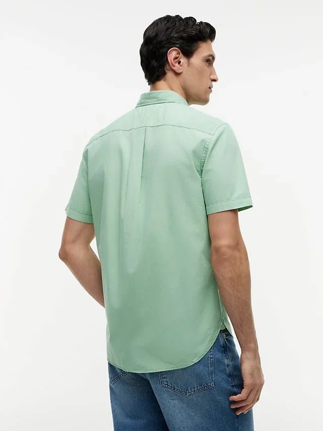 Camisa de corte regular teñida en prenda Camisa de corte regular teñida en prenda