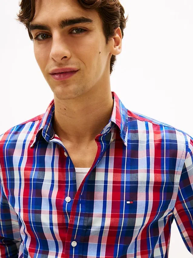 Camisa de cuadros multicolor con corte regular Camisa de cuadros multicolor con corte regular