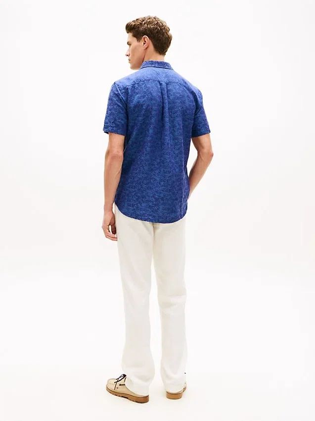 Camisa de jacquard con estampado de palmeras Camisa de jacquard con estampado de palmeras