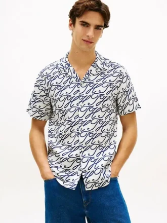 Camisa de lino con estampado de monograma en letra cursiva