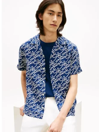 Camisa de lino con estampado de monograma en letra cursiva