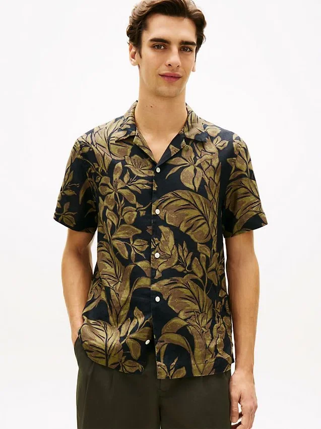 Camisa de lino con estampado tropical Camisa de lino con estampado tropical