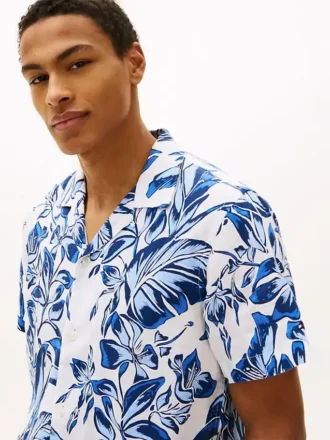 Camisa de lino con estampado tropical