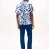 Camisa de lino con estampado tropical Camisa de lino con estampado tropical