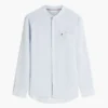 Camisa de lino de corte regular con cuello de banda Camisa de lino de corte regular con cuello de banda