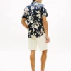 Camisa de mezcla de algodón y lino con estampado tropical Camisa de mezcla de algodón y lino con estampado tropical