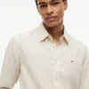 Camisa de mezcla de lino a rayas de corte regular
