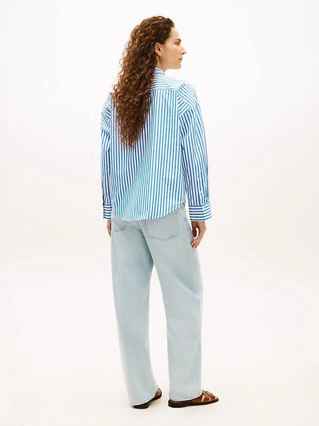 Camisa de popelín a rayas de corte holgado Camisa de popelín a rayas de corte holgado