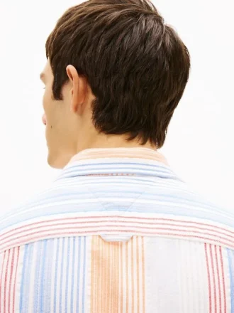 Camisa de rayas de tejido dobby de corte holgado de Tommy Jeans