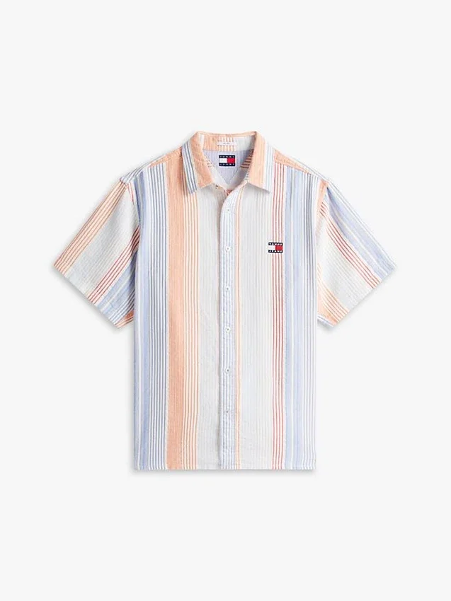 Camisa de rayas de tejido dobby de corte holgado de Tommy Jeans Camisa de rayas de tejido dobby de corte holgado de Tommy Jeans