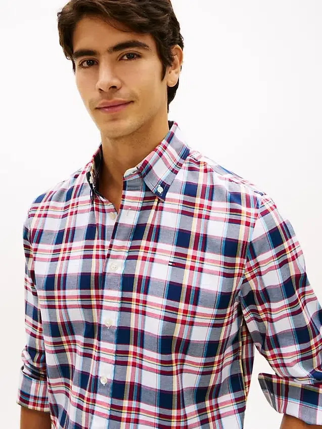 Camisa de sarga a cuadros llamativos de corte regular Camisa de sarga a cuadros llamativos de corte regular