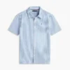 Camisa de seersucker a rayas para niño