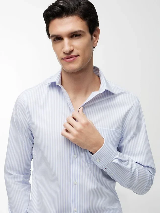Camisa de vestir a rayas THFlex de corte regular Camisa de vestir a rayas THFlex de corte regular
