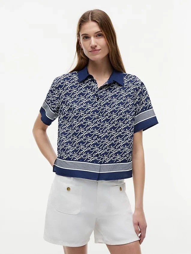 Camisa de voile con monograma en letra cursiva Camisa de voile con monograma en letra cursiva