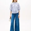 Camisa de voile con pinzas y ribete de volantes Camisa de voile con pinzas y ribete de volantes