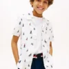 Camisa elástica con estampado náutico para niño
