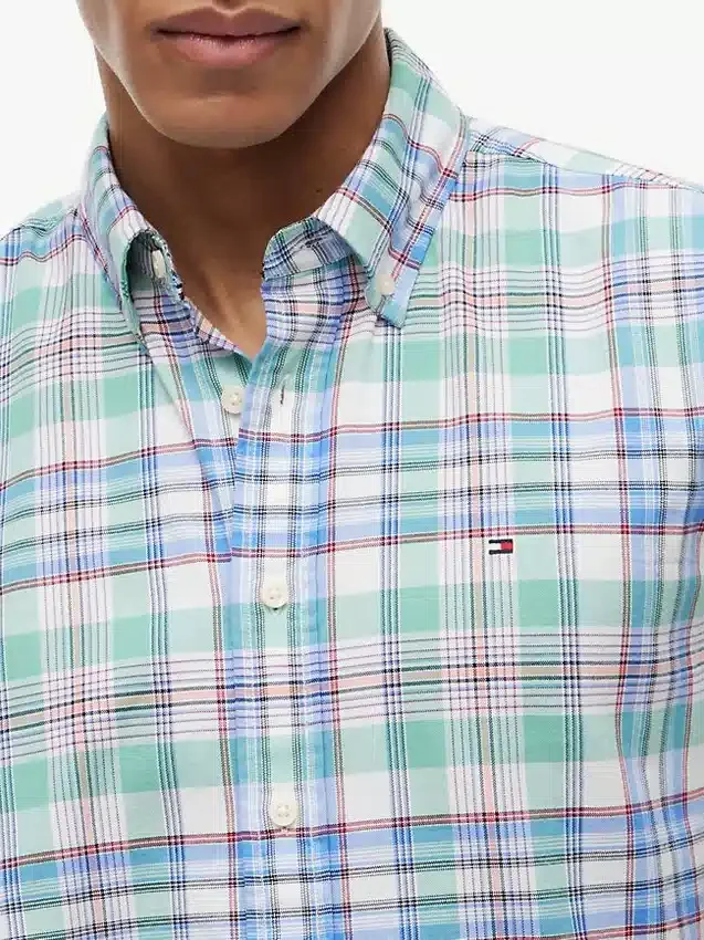 Camisa Oxford a cuadros de corte regular Camisa Oxford a cuadros de corte regular