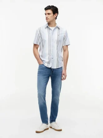 Camisa Oxford a rayas de corte regular