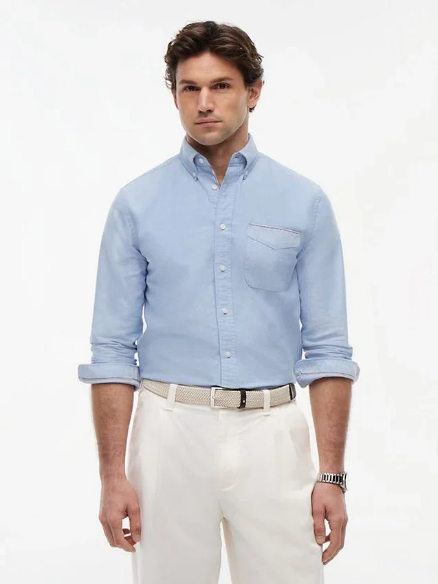 Camisa Oxford de corte regular con rayas y bolsillos Camisa Oxford de corte regular con rayas y bolsillos